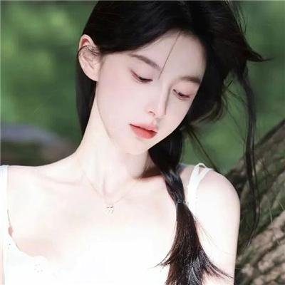 暗处有光恰逢诗雨